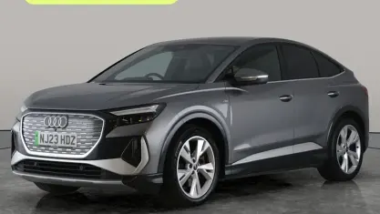 Begagnad Audi Q4 Sportback e-tron S-Line 150 kW (204 HK) 2023 Grå SUV