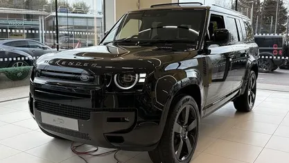 Used Land Rover Defender HSE Dynamic 349 HP (256 kW) 2025 Estate