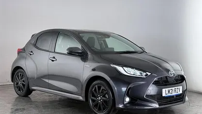 Used Toyota Yaris Hybrid Design 116 HP (85 kW) 2026 Hatchback