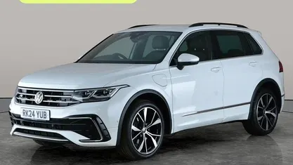 Used VW Tiguan R-line 245 HP (180 kW) 2023 White SUV