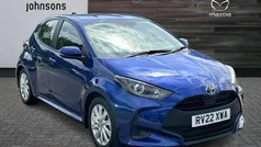 Blue Used 2022 Toyota Yaris Hybrid Hatchback | £15,750 (Good price)