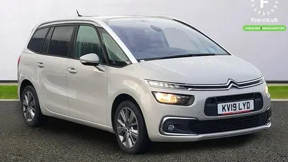 Beige Used 2019 Citroën C4 SpaceTourer Feel MPV | £13,799 (Fair price)