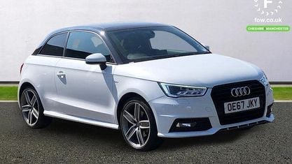 Usado Audi A1 Sportback Black Edition 150 HP (110 kW) 2017 Citadino