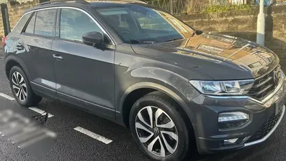 Used 2021 VW T-Roc Active SUV | £15,799 (Fair price)