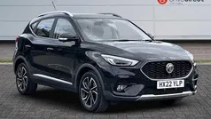 Metallic black pearl Used 2022 MG ZS Exclusive Sedan | £13,350 (Fair price)