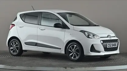 Used Hyundai i10 GO! 67 HP (49 kW) 2018 White Hatchback
