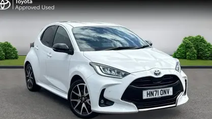 Used Toyota Yaris 116 HP (85 kW) 2021 White Hatchback