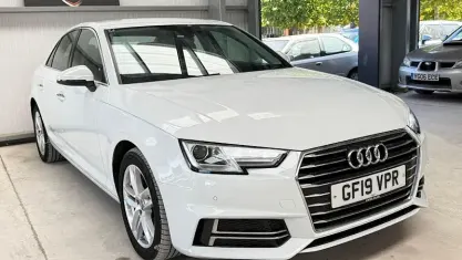 Used Audi A4 Comfort 150 HP (110 kW) 2019 White Sedan