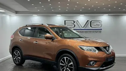 Used Nissan X-Trail N-Vision 131 HP (96 kW) 2017 Orange SUV