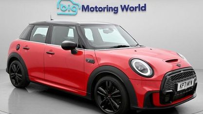 Używany Mini Cooper S Hatch 178 KM (130 kW) 2021 Czerwony Hatchback