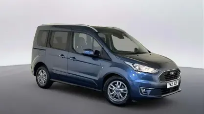 Used Ford Tourneo Titanium 120 HP (88 kW) 2021 Estate