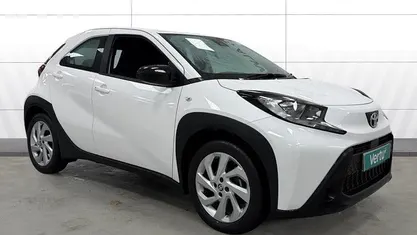 Used Toyota Aygo X PURE 72 HP (52 kW) 2024 SUV