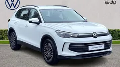 Used 2025 VW Tiguan Life SUV | £34,376 (Fair price)