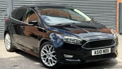 Used Ford Focus Zetec 150 HP (110 kW) 2015 Black Hatchback