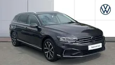 Used 2022 VW Passat GTE Estate | £20,341 (Fair price)
