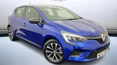 Blue Used 2022 Renault Clio V Evolution Hatchback | £14,599 (Fair price)
