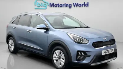 Second-hand Kia Niro 141 CP (103 kW) 2021 Albastru SUV