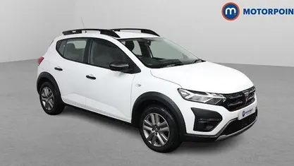 Used Dacia Sandero Essentiel 91 HP (66 kW) 2022 White Hatchback