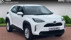 Used 2025 Toyota Yaris Hybrid Estate | £19,379 (Super price)