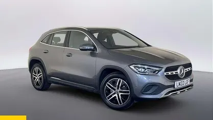Begagnad Mercedes GLA200 Executive 163 HK (119 kW) 2022 Grå SUV