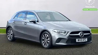 Używany Mercedes A180 SE 136 KM (100 kW) 2021 Szary Hatchback