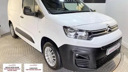 Used Citroën Berlingo Start 76 HP (55 kW) 2020 MPV