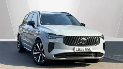 Used Volvo XC90 Plus 250 HP (183 kW) 2025 Grey SUV