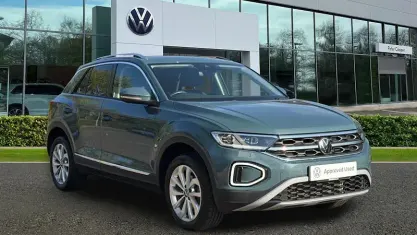 Used VW T-Roc Style 150 HP (110 kW) 2023 Blue SUV