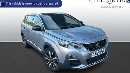 Used Peugeot 5008 Premium 131 HP (96 kW) 2020 SUV