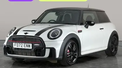 Begagnad Mini John Cooper Works Hatch 231 HK (169 kW) 2022 Vit Halvkombi