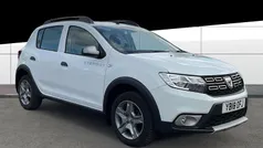 White Used 2018 Dacia Sandero Lauréate Hatchback | £6,875 (Fair price)