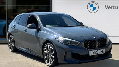 Begagnad BMW M135 306 HK (225 kW) 2024 Halvkombi