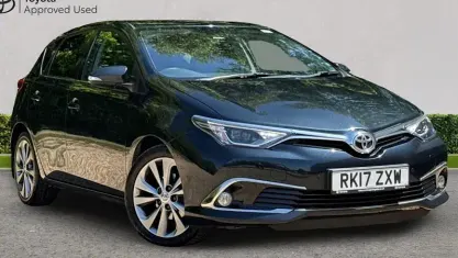 Used Toyota Auris 116 HP (85 kW) 2017 Grey Hatchback