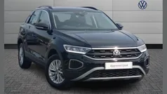 Black Used 2023 VW T-Roc Life SUV | £20,899 (Fair price)