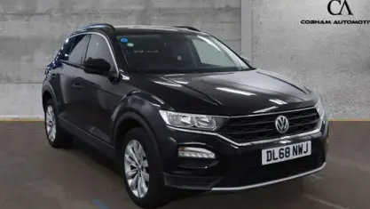 Used VW T-Roc SE 150 HP (110 kW) 2019 Black SUV