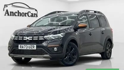 Second-hand Dacia Jogger Extreme 141 CP (103 kW) 2025 Monovolum