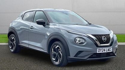Käytetty Nissan Juke N-Connecta 114 HP (83 kW) 2023 Katumaasturi