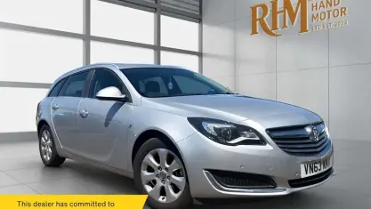 Used Vauxhall Insignia Design Edition 163 HP (119 kW) 2015 Estate