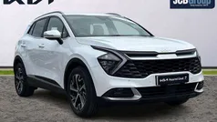 White Used 2022 Kia Sportage Launch Edition SUV | £20,295 (Fair price)