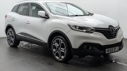 White Used 2018 Renault Kadjar Dynamique SUV | £8,050 (Good price)