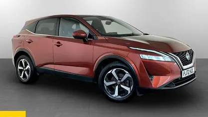 Red Used 2022 Nissan Qashqai N-Connecta SUV | £15,195 (Fair price)