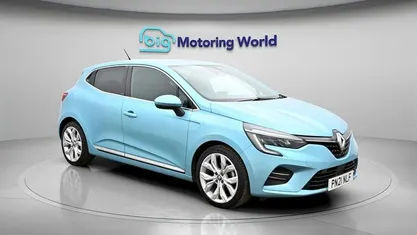 Used Renault Clio V Version S 140 HP (102 kW) 2021 Blue Hatchback