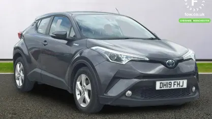 Used Toyota C-HR 122 HP (89 kW) 2019 Grey SUV