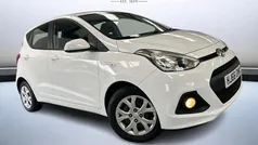 White Used 2016 Hyundai i10 SE Hatchback | £8,699 (Fair price)