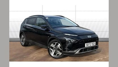 Begagnad Hyundai Bayon Premium 101 HK (74 kW) 2023 Svart SUV