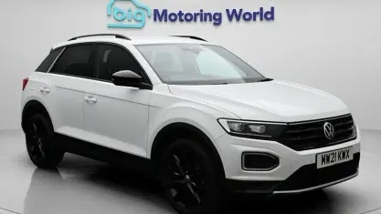 Usado VW T-Roc Black Edition 150 HP (110 kW) 2021 SUV