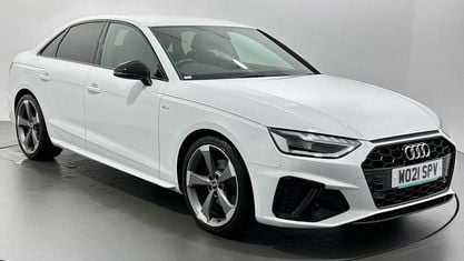 Second-hand Audi A4 Black Edition 150 CP (110 kW) 2021 Alb Berlinǎ