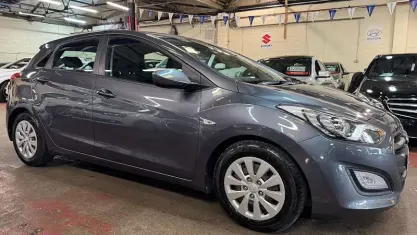 Used Hyundai i30 101 HP (74 kW) 2015 Grey Hatchback