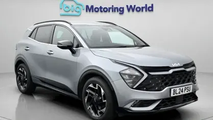 Usado Kia Sportage GT-Line 159 CV (116 kW) 2024 Plateado SUV