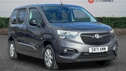 Used Vauxhall Combo S 131 HP (96 kW) 2022 MPV